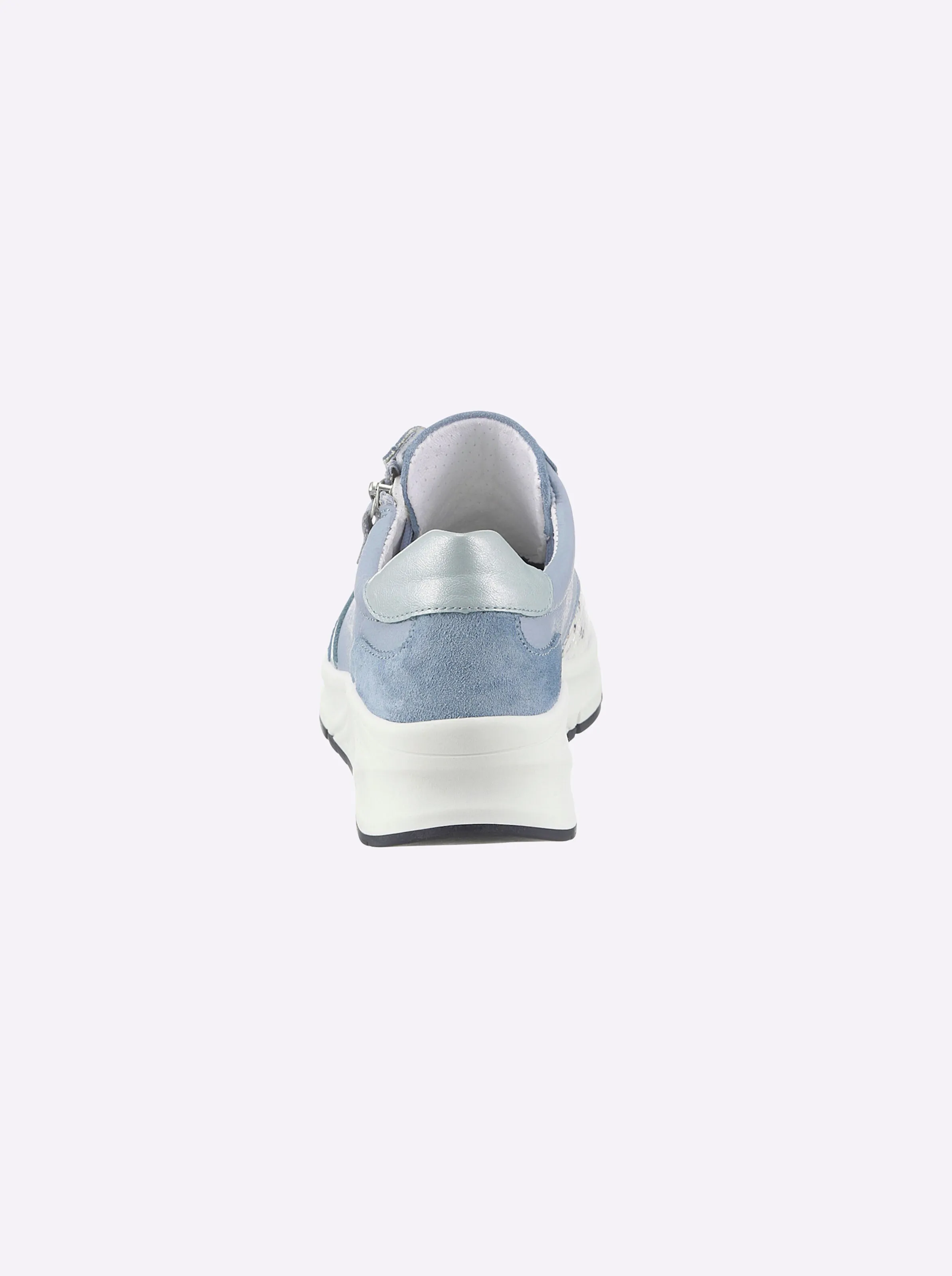 airsoft modern+ Sneaker in hellblau-weiß