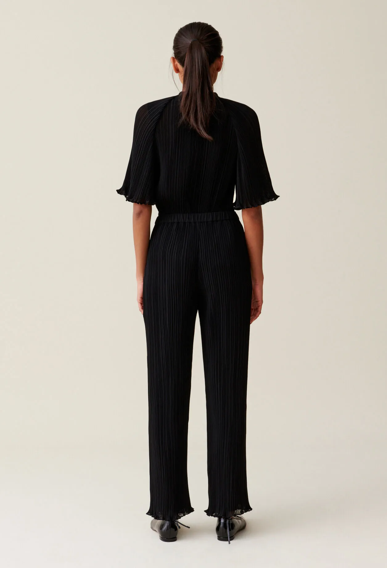 Plissierte Hose mit Volant