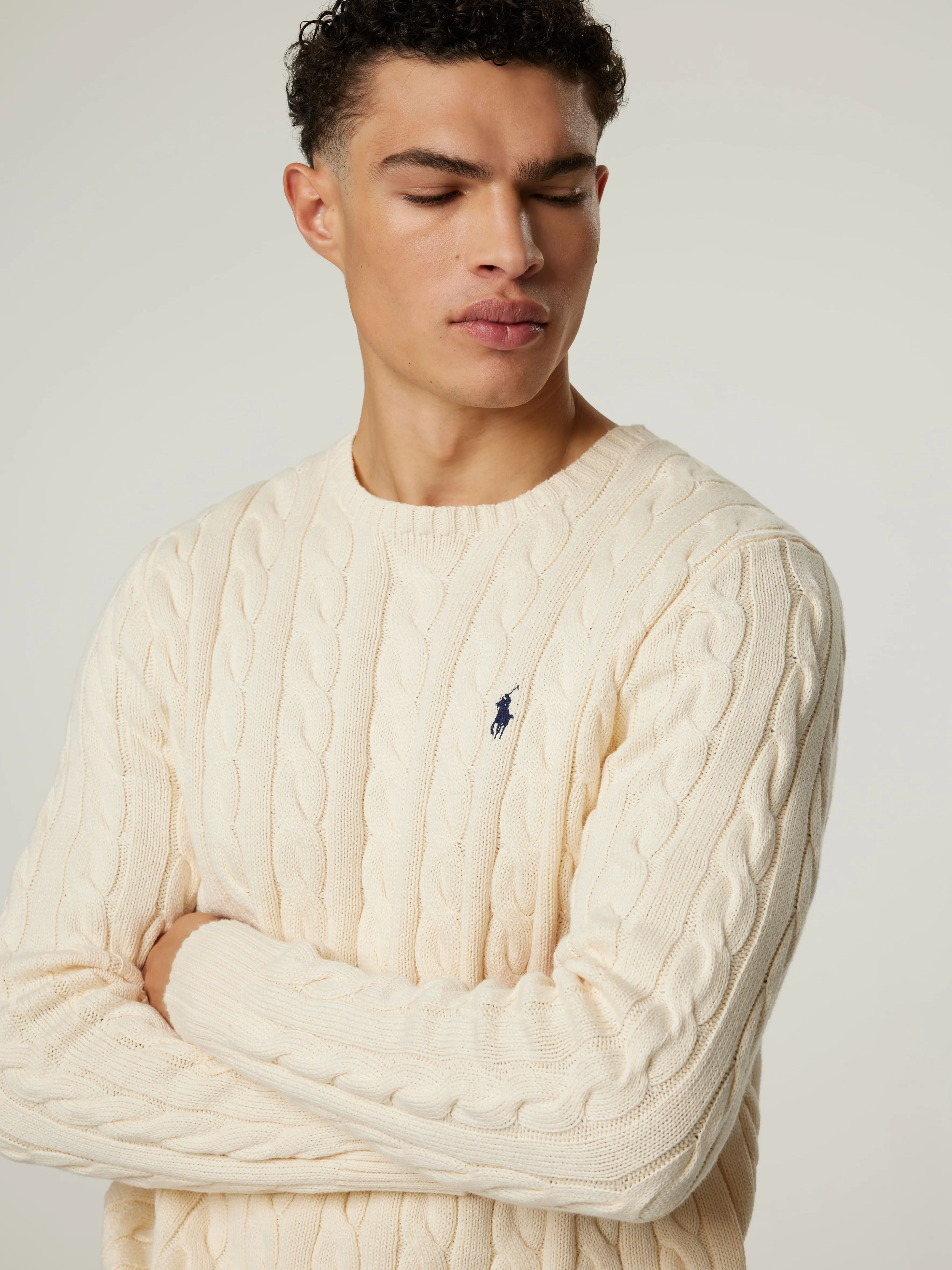 Pullover mit Zopfmuster