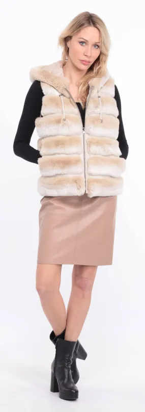 Reversible &bdquo;Rexe&ldquo;-Kaninchenweste in Beige
