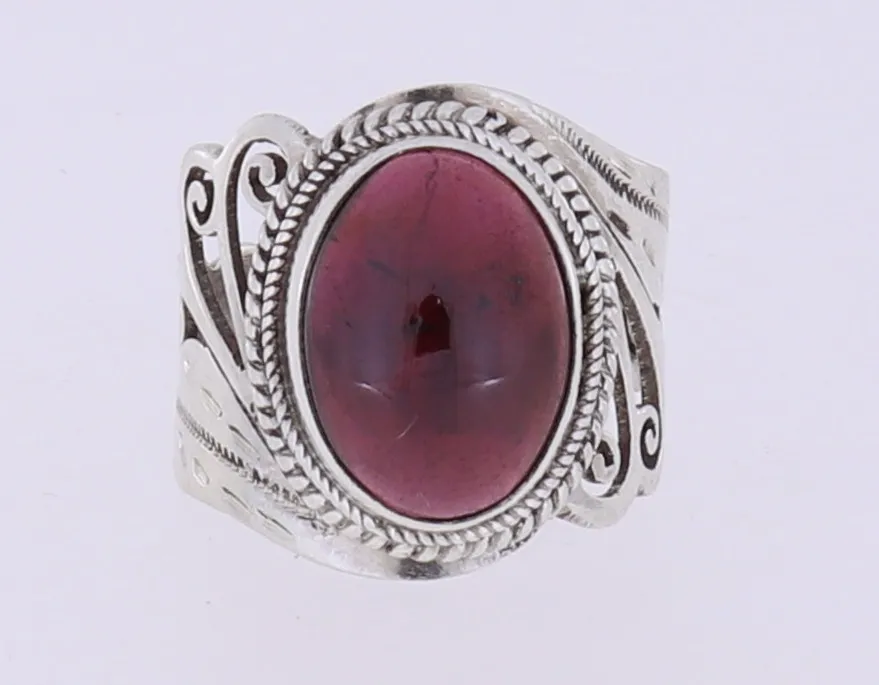 Ring herrlich großer Granat in echt Silber Größe 54 – 7 Nepal Qualität VIII-23