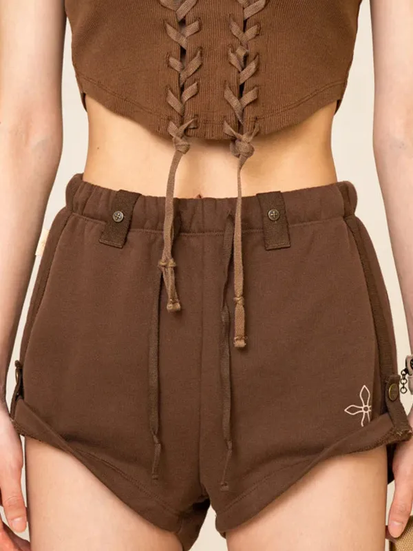 Schmale Shorts mit Street-Pocket-Design