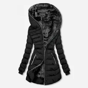 Wanterink | Dicke Winterjacke mit Kapuze und Reißverschlusstaschen – W