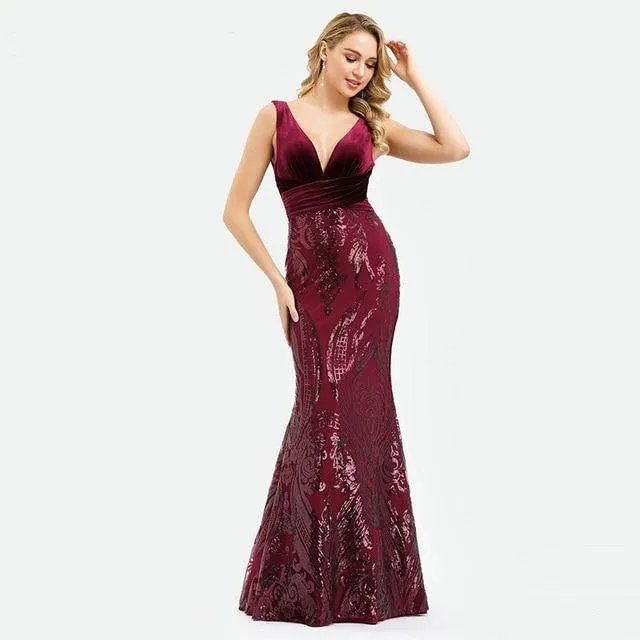 Zauberhaftes Pailletten Abendkleid mit Samt Oberteil